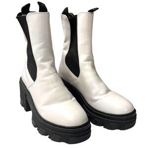 Chunky White Chelsea Boots – Forever 21, Size 6